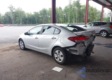 2018 Kia Forte Lx из США, поврежденный, VIN 3KPFK4A78JE175760